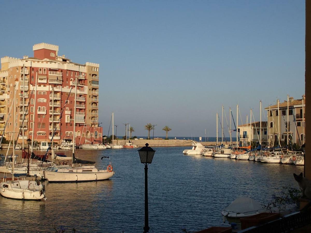 Valencia, Ideally Located 3Bed-2Bath Apart.Few Mints Walk From Beach,Pool,Shop. Port Saplaya Exteriör bild