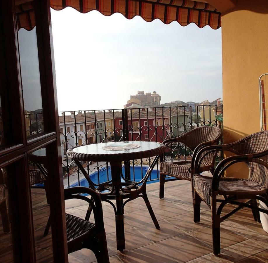 Valencia, Ideally Located 3Bed-2Bath Apart.Few Mints Walk From Beach,Pool,Shop. Port Saplaya Exteriör bild